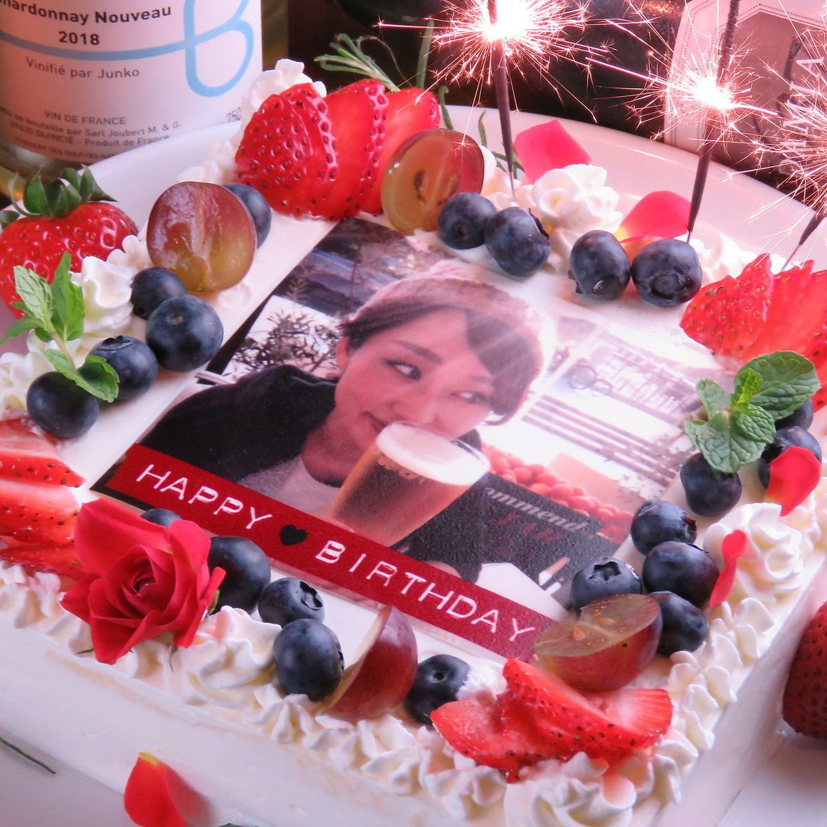 Receive a free whole cake for 500 yen per person for each person ♪ Courses with cake included available!