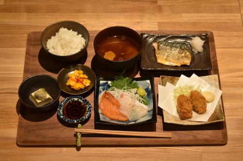 牡蠣フライ定食