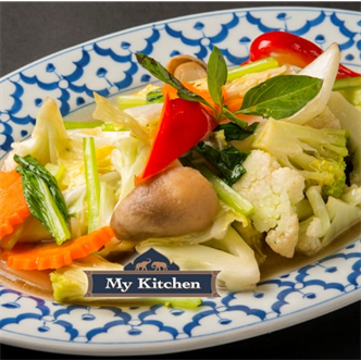 Stir-fried Thai-style vegetables