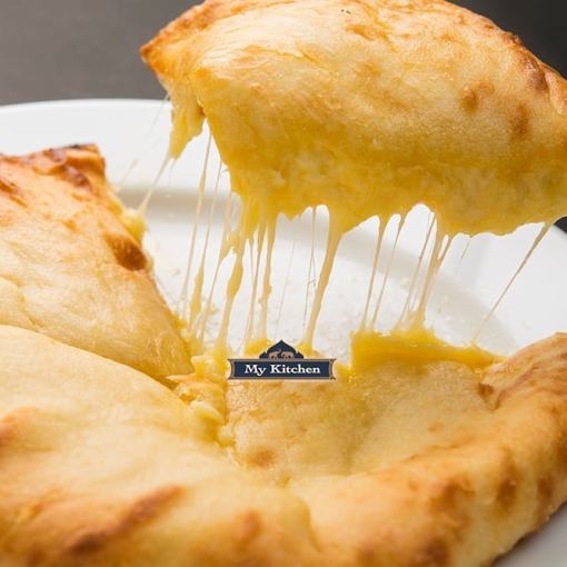 Irresistible for cheese lovers★India★Cheese naan set with 2 items of curry to choose from 2H8 items 3179 yen ⇒ 2079 yen