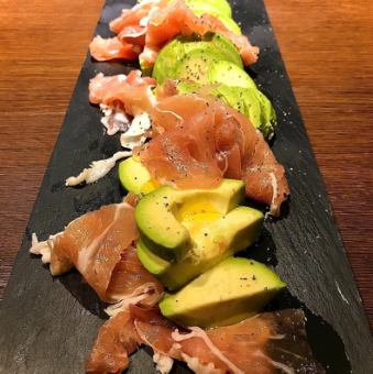 アボカド生ハム