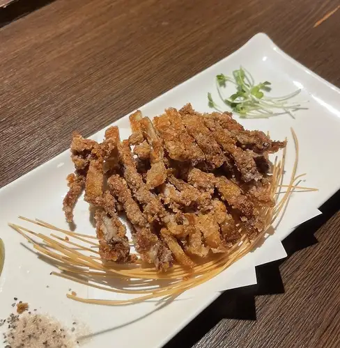 皮のサクサク揚げ