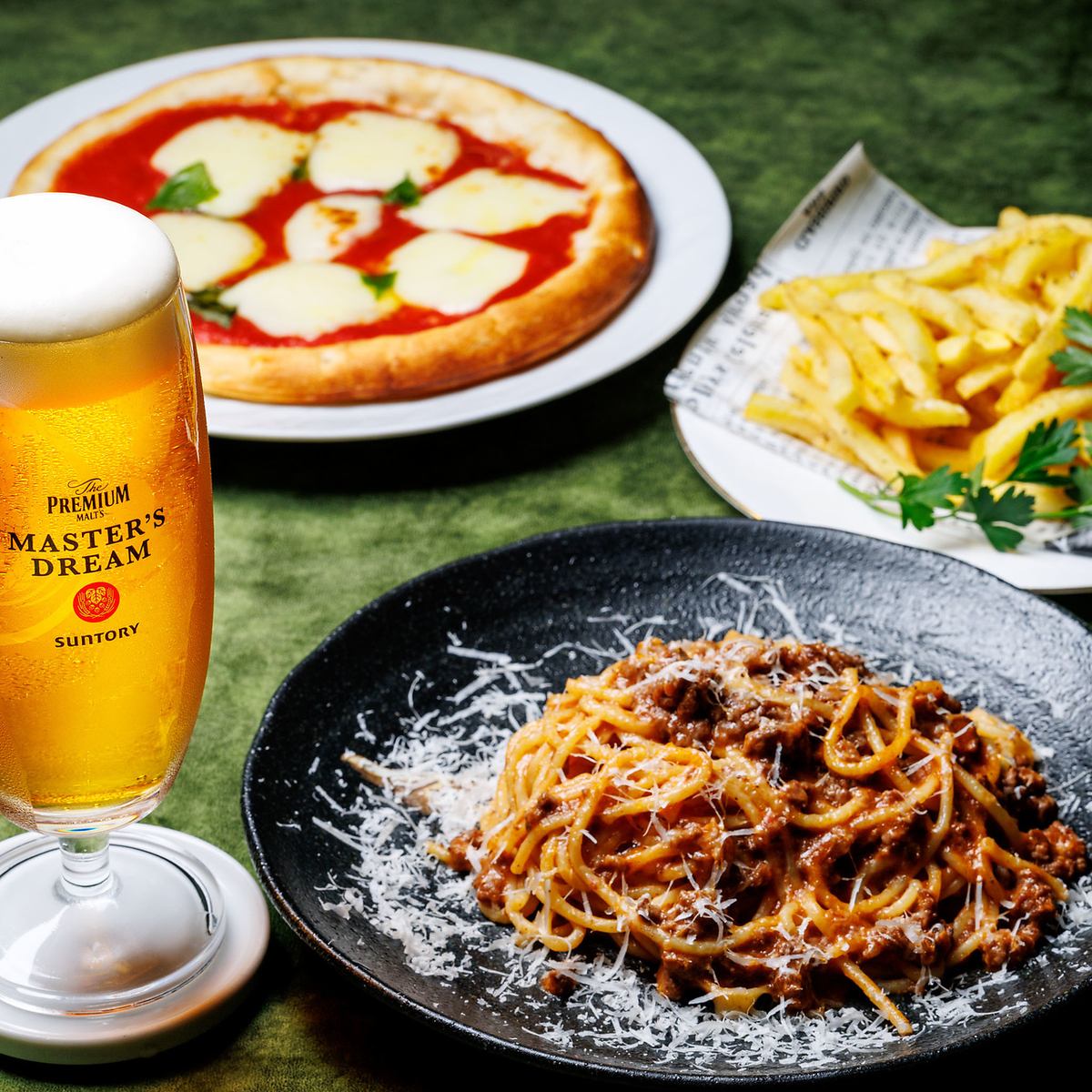 リーズナブルなランチも、お昼から単品飲み放題も楽しめます♪