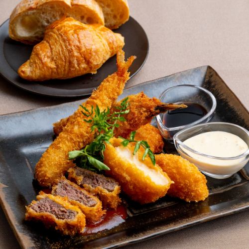 大人様ランチ　<サラダバー＆ライス(大/中/小)orパン付き>