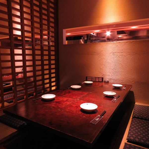 [Semi-private room space with partitions] There is also a semi-private room for 2 to 6 people.Recommended for entertainment, dates, birthdays and anniversaries.It's a spacious and relaxing space, so you can enjoy it with people of all ages.Mitaka / Izakaya / Japanese style / Robatayaki / Fresh fish / Sake / Private room / Date / Women's association / All-you-can-drink