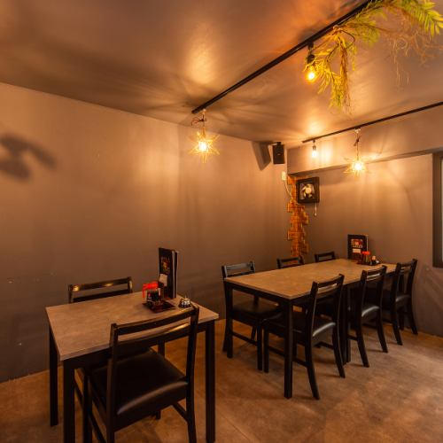 広々としたおしゃれな雰囲気の店内は、ゆったりとくつろぎながら食事を楽しみたい方にぴったりです◎こだわりの料理と美味しいお酒を心ゆくまでご堪能いただけます。貸切にも対応しており、各種パーティーやご宴会にも最適。お客様の様々なシーンでのご利用をお待ちしております♪