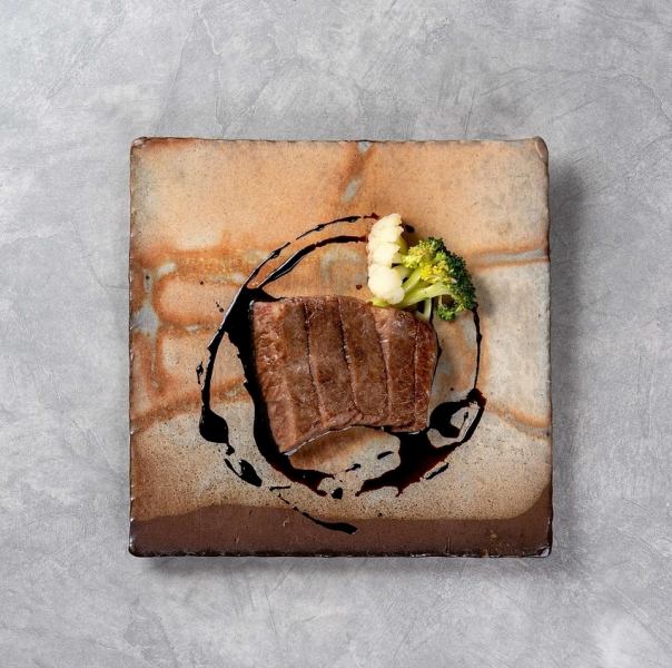 【とろける】特選A5ランク黒毛和牛ランプステーキ