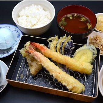 [餐食菜单] ■虾天妇罗餐（附茶碗蒸和甜点）■11种1980日元（含税）