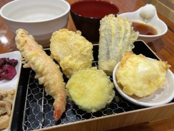 Shrimp and pork tenderloin tempura rice