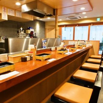 8 seats at the counter, freshly fried tempura in front of you