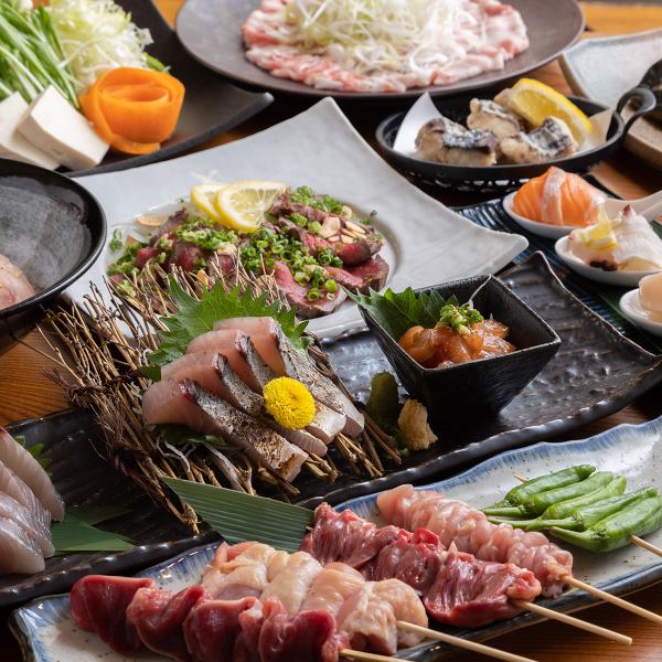 宴会套餐全部3,000日元起，附赠无限畅饮的套餐，可尽情享受秋田的名产◎