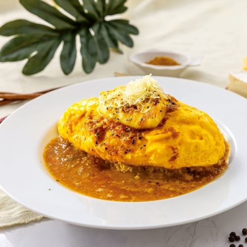 カマンベールチーズのカレーオムドリア