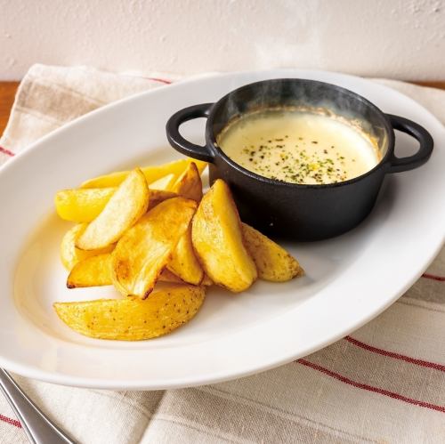 Cheese fondue grilled potatoes