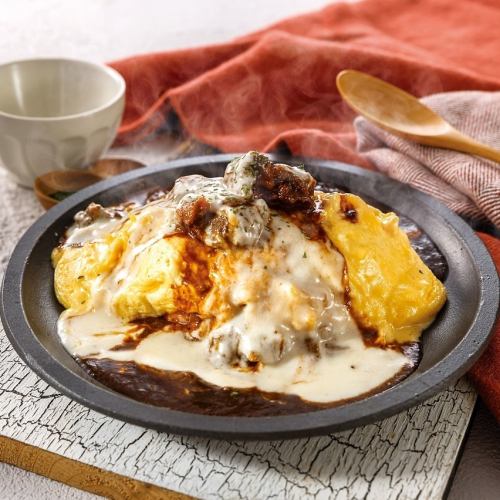 Beef cheek and mozzarella beef stew omelette