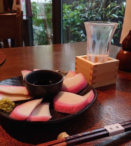 🌌 6/15 晚上：燒酒！大麥「Muretsuru」、馬鈴薯「Kinpo」、蕎麥麵「Keizan」和「Gouki」、以及itawasa🍶
晚餐還有「別品神戶」（1500日圓）和「Tororo蕎麥麵」（980日圓）！在內室✨

#禦影晚餐 #禦影中町蕎麥麵 #NadaSake
#京樂的御影晚餐