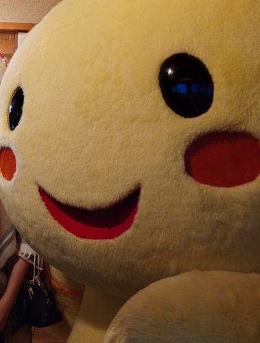 저녁 시간도 보통으로 열고 있습니다.
때때로 메밀 매진으로 폐점이 될 수도 있지만,
21시 라스트 오더까지 여러분의 행차를 기다리고 있습니다.

#한신미카게역 북쪽 #미사카자카
# 미카게 저녁 식사 # 미카게 저녁 식사도 협곡