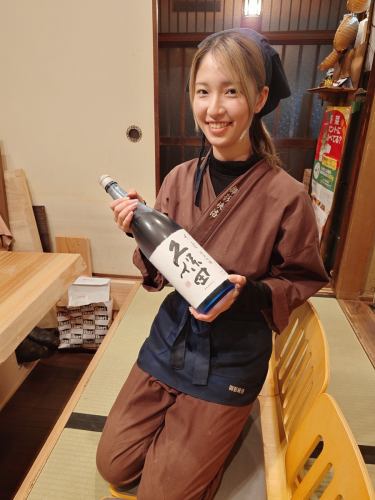 오늘부터 2 월 23 일까지 한신 미카게 상점회 주최
한신 미카게 음식 & 스위트 순회 개최입니다.
당점에서는 큰 소리로 말할 수 없지만,
니혼슈 3종 마시쿠라베를 990엔으로 제공합니다.
메밀 주문은 880 엔입니다.
이것만 보면 싶은 일 없게 될지도 모릅니다만….
어쩌면 저희 가게의 레퍼토리 같은 것이
마음에 드는 분은 유익하다고 생각하므로 이용해 주세요☺️
브로셔를 제시해 주시기 때문에 참가 점포(당점 포함)인가
한신 미카게 역 앞 우체국 앞의 공중 전화 옆 등에서 준비해주십시오.
#한신미카게역 북쪽 #미사카자카
# 미카게 구루 수 # 한신 미카게 미식가 및 스위트 순회