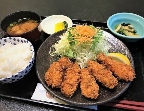 【季節の定食】カキフライ定食