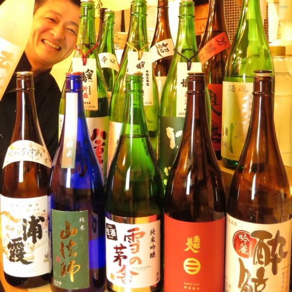 我們提供多種精選的本地清酒，這些清酒是在日本各地精心挑選的。建議與朋友和喜歡的朋友一起吃飯時進行比較。種類很多，所以請找到自己喜歡的清酒♪