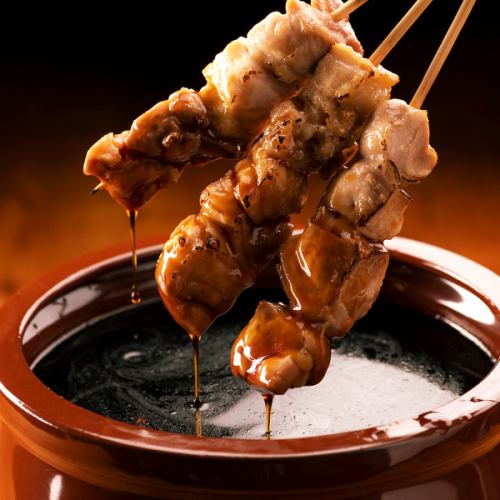 请享用京都红鸡、大山鸡等严选食材◎