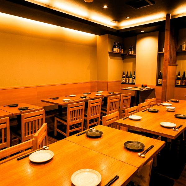 【화정서 넘치는 완전 개인실 완비】 차분한 공간에서 즐길 수 있는 개인실석은, 2분부터 100분까지 대응 가능 에서 폭넓은 장면에서 이용하실 수 있습니다 ♪ 숯불로 구운 오야마 닭과 교홍지 닭, 닭 만두 · 검은 돼지 만두 등 명물 요리도 충실!