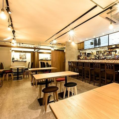 [If you are looking for a private party venue in Katsukawa] Recommended for wedding after-parties, company launches, etc.!Tongagliano, a casual Italian restaurant 1 minute walk from Katsukawa Station, accepts reservations for private parties for 20 to 40 people. Masu.We also offer courses that include 120 minutes of all-you-can-drink from 4,000 yen (tax included), so please take advantage of them as well.