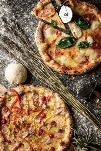 [Enjoy authentic Neapolitan pizza in Katsukawa] Excellent value for money! Chewy pizza made with whole wheat flour starts at 1,200 yen (tax included)