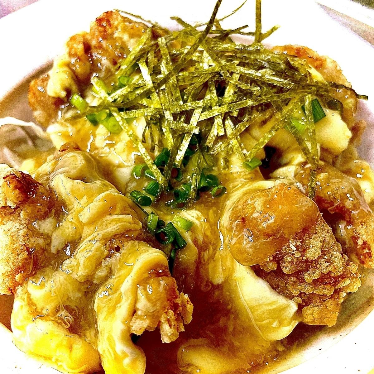 仕事終わりにこだわり鶏料理とビールで一杯♪