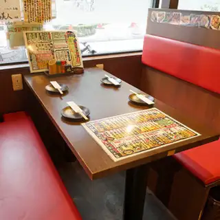 包廂座位非常適合宴會和派對。