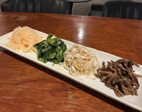 ナムル4種盛り合わせ