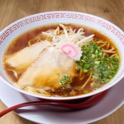 中華そば (しょうゆ)