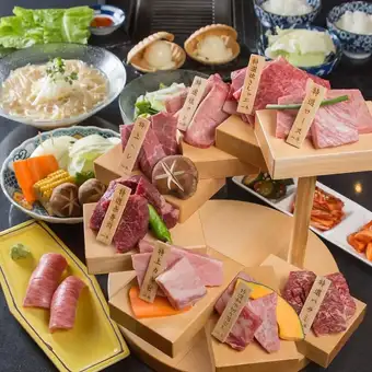 【料理のみ】『天コース』一牛名物8段盛り＆黒毛和牛握り寿司◆大切な会食やビジネス接待に