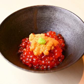 雲丹を主役にした極上の一貫。至福を味わう“松”コース