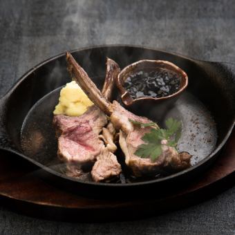 フレンチラムチョップ　燻製バルサミコソース