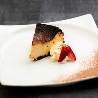 スモークバスクチーズケーキ