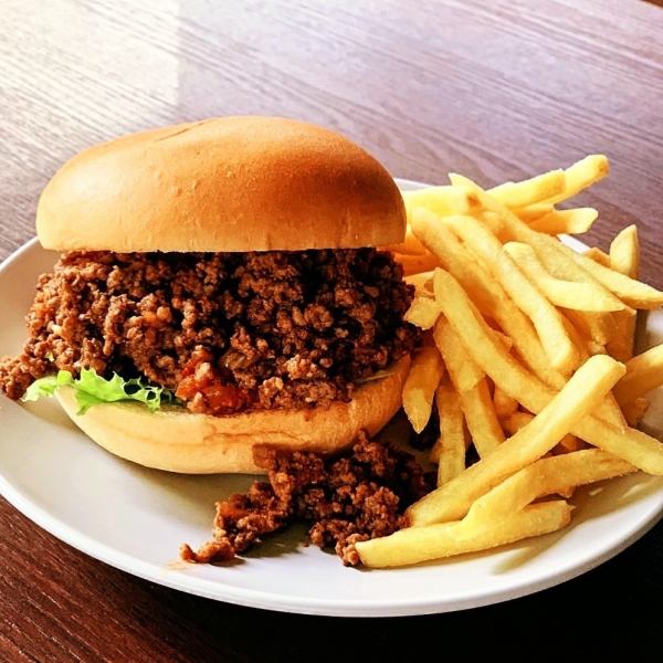 他では味わえない！？アメリカの伝統的な家庭料理を再現した味わいがここに！【スロッピージョー】