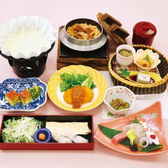 [Summer special meal] Small fish shabu-shabu hotpot Ajisai 5,500 yen (tax included)
