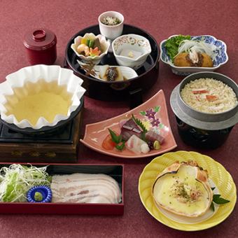 Winter special meal: small hotpot of pork shabu-shabu with camellia 4,500 yen (tax and service charge included)