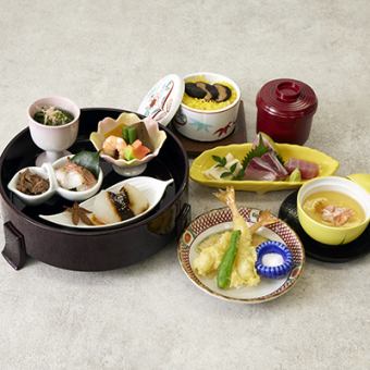 [Recommended for lunch] Yawaragi bento with tempura 2,637 yen (tax and service charge included)