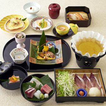 Selectable small hot pot kaiseki [fish shabu-shabu] "Kaede" ◇ 9 dishes in total ◇ 5,500 yen (tax and service charge included)