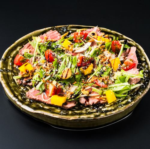 牛たたきネギポン酢/自家製レアローストビーフ塩だれガーリックソース