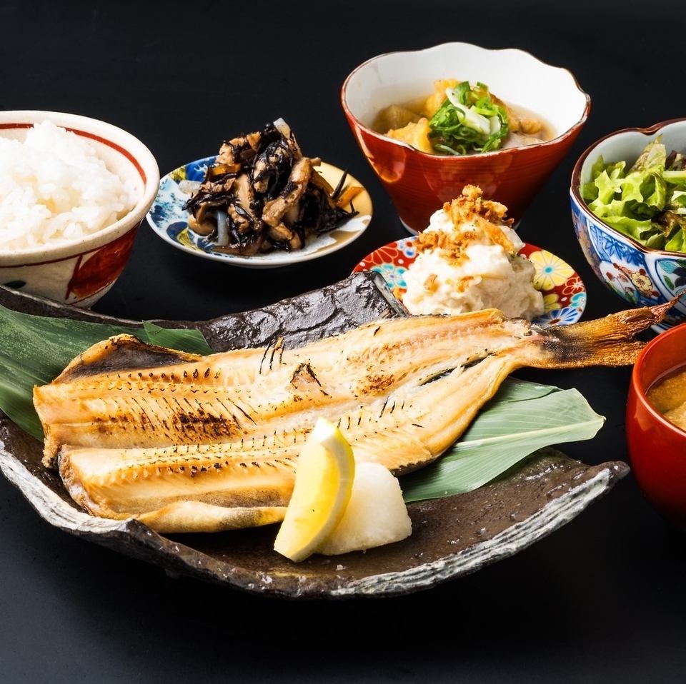 【8/7 NEWOPEN】朝5時まで営業。お腹いっぱい食べられる居酒屋