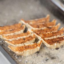 ★当日OK！自慢の焼き餃子食べ放題　飲み放題付2品 3278円(税込)