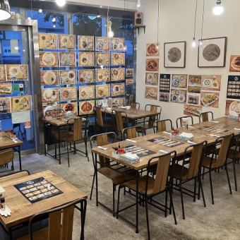 【满意套餐】享用厨师精心挑选的7道菜，包括开胃菜*3、蔬菜菜肴、牛肉菜肴和小笼包。