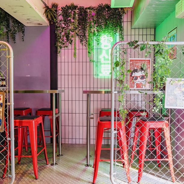 A fashionable neon shop just like in Korea ★【#Umeda #Girls' night out #Date #Birthday #Anniversary #Private party #Lunch #Lunch party #Lunch #Korean restaurant #Korean food #Original cocktail #All-you-can-drink】