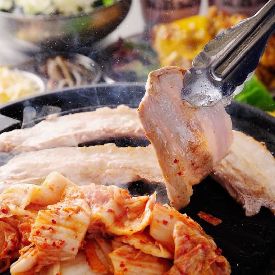 【プレミアム食べ飲み放題】サムギョプサルや韓国料理★クーポン予約『4000円⇒3000円』★