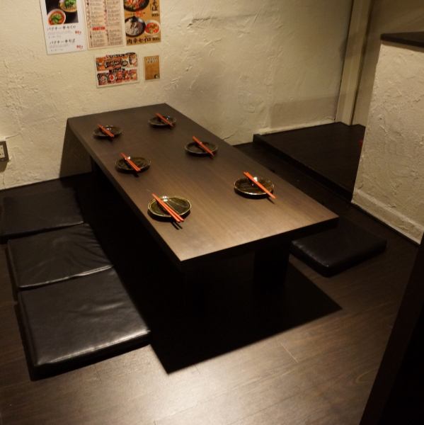【お座敷個室】周りを気にせずに、美味しい料理を楽しめます。