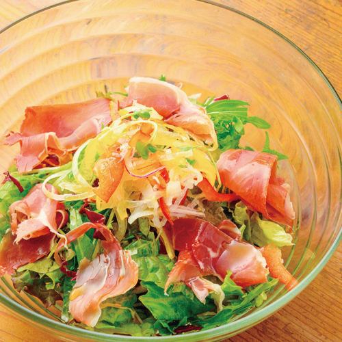 Raw Ham and Mushroom Salad with Lemon Dressing