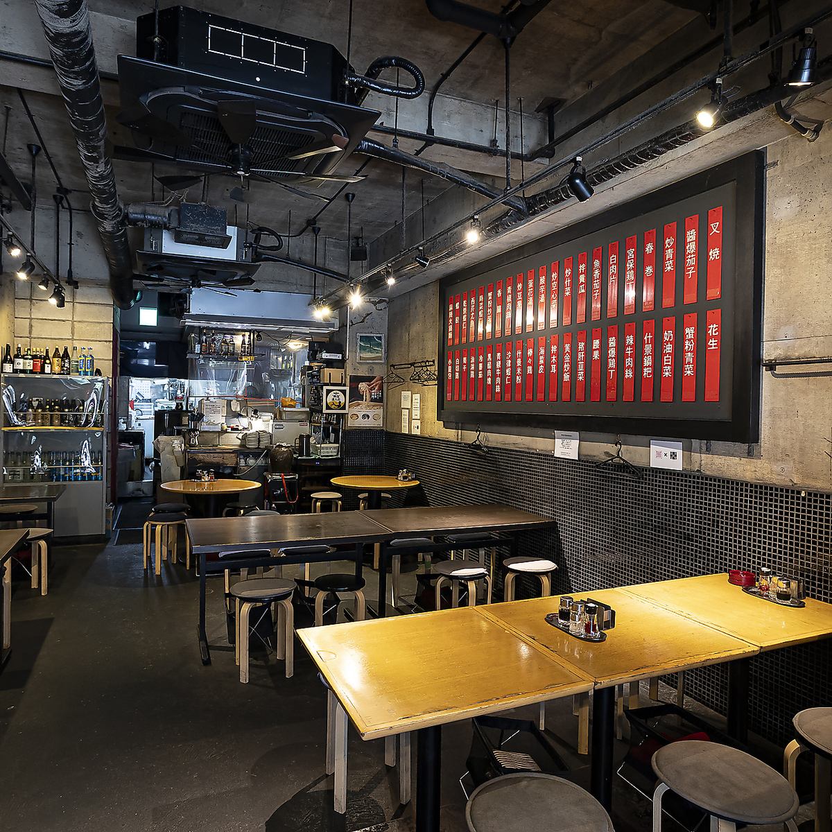 おしゃれな内装でデートや普段使いの飲み会にもぴったり