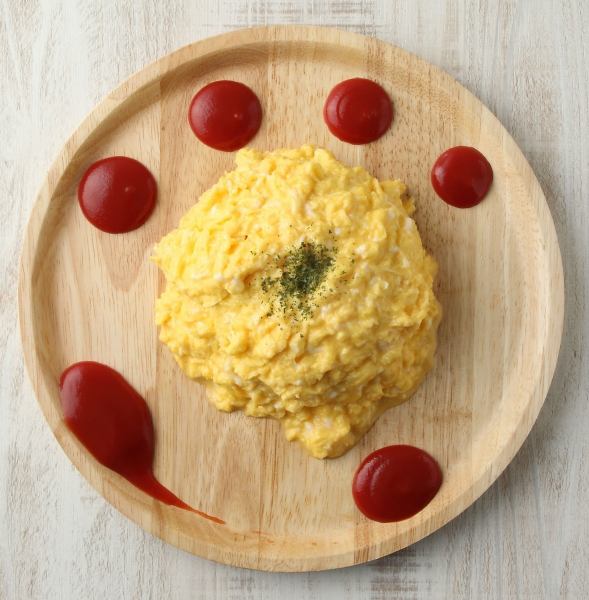 [No. 1 popular among women] Fluffy like a cloud ◎ Angel's fluffy omelet rice ♪ 1000 yen (tax included)